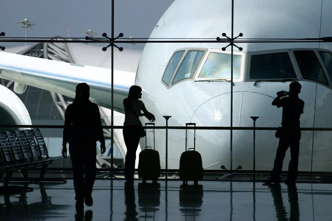 airport transfer software for crew